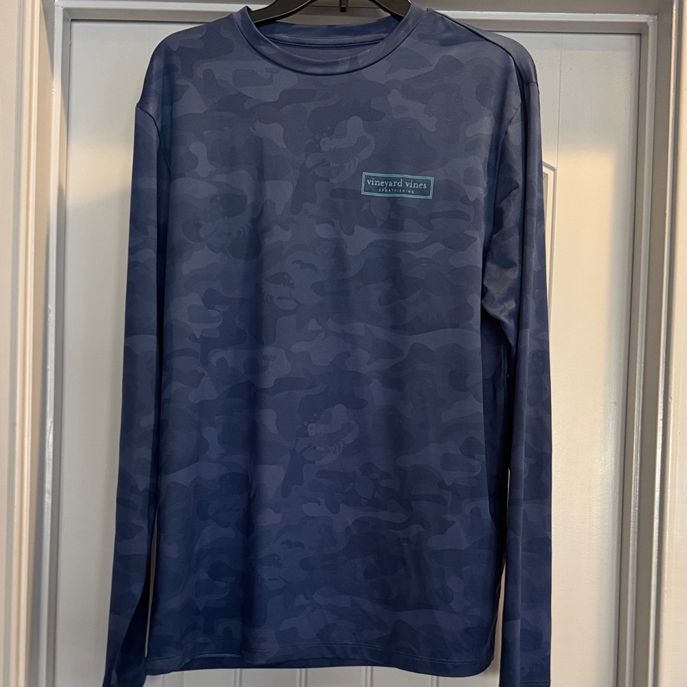 Vineyard Vines Navy Camo Long Sleeve Tee‎